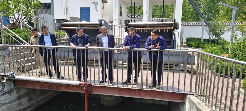 1682596051207188.jpg bb0597ae76fc575e5c6a20c08e9165a.jpg